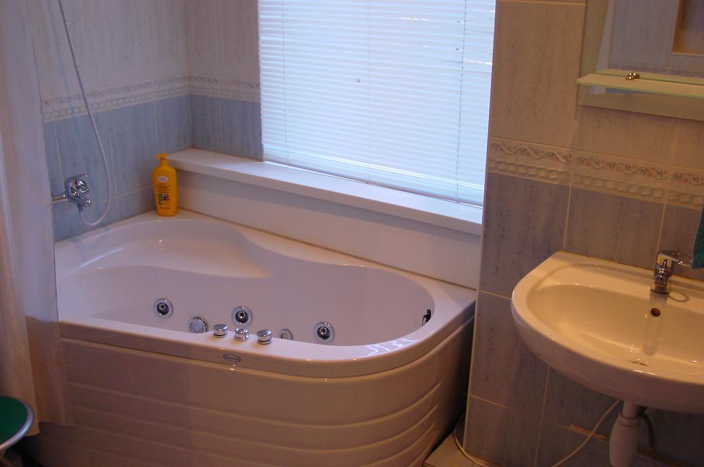 Apartement Kruglouniversitetska 2/1 Kijev Kültér fotó